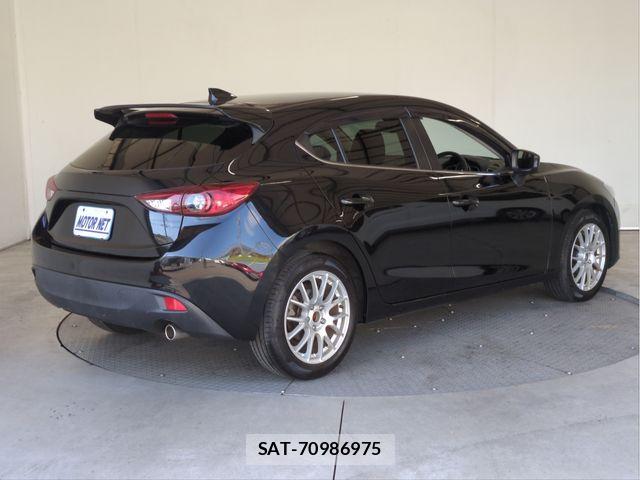 Mazda AXELA SPORT 2015-11 8525645-1