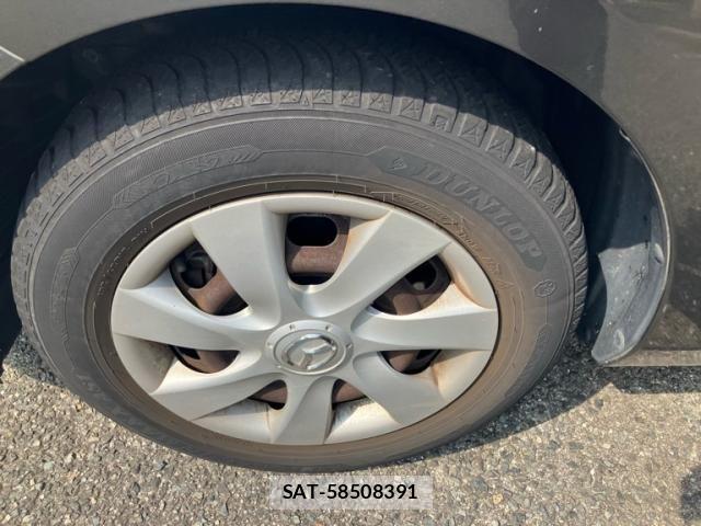 Mazda AXELA SPORT 2011-08 8525646-9