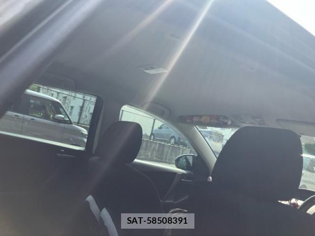 Mazda AXELA SPORT 2011-08 8525646-22