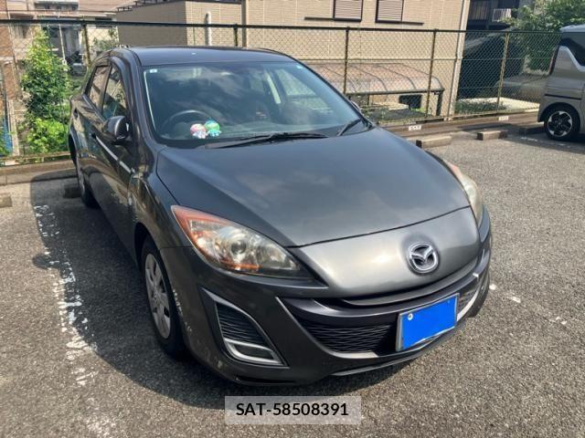 Mazda AXELA SPORT 2011-08 8525646-2