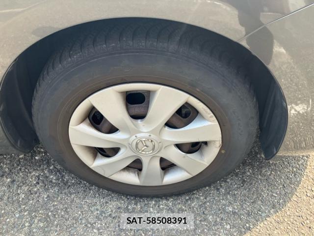Mazda AXELA SPORT 2011-08 8525646-6