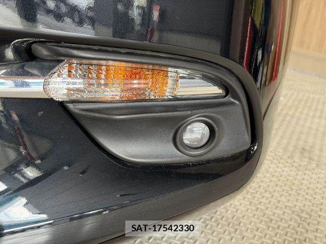 Mazda AXELA SPORT 2017-03 8562546-24
