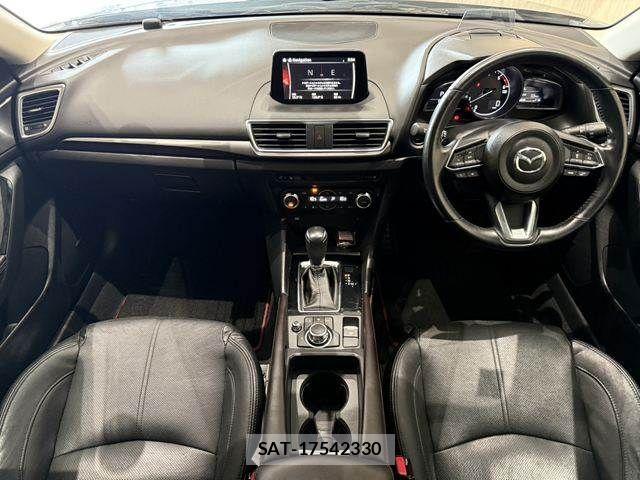 Mazda AXELA SPORT 2017-03 8562546-2