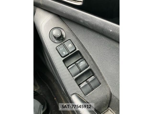 Mazda AXELA SPORT 2016-01 8562547-19