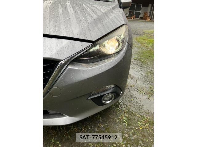 Mazda AXELA SPORT 2016-01 8562547-4