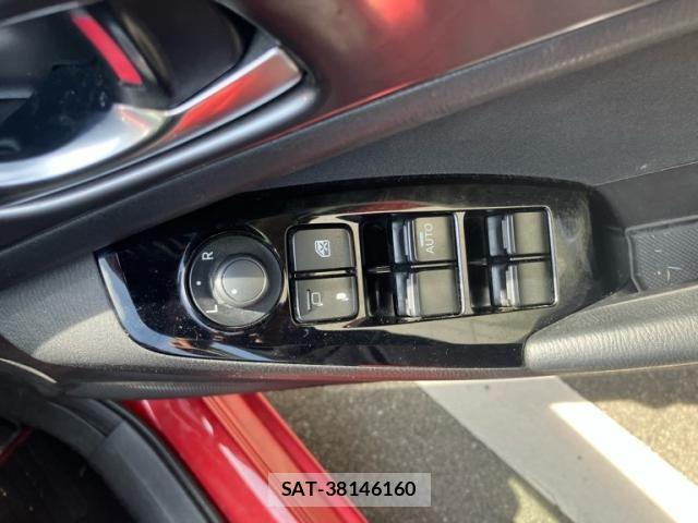 Mazda AXELA SPORT 2016-07 8562549-16