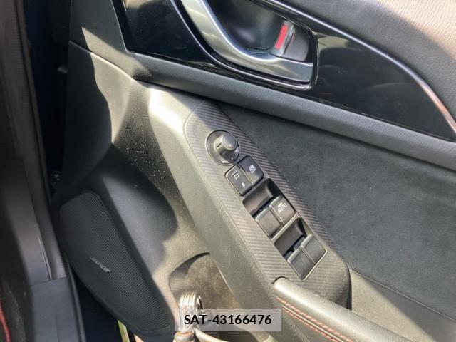 Mazda AXELA SPORT 2015-10 8562550-12
