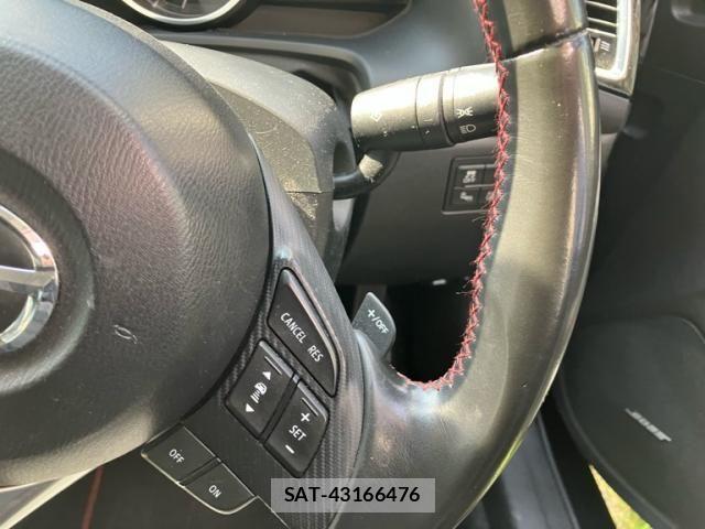 Mazda AXELA SPORT 2015-10 8562550-16