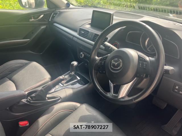 Mazda AXELA SPORT 2013-10 8562545-11
