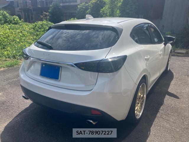 Mazda AXELA SPORT 2013-10 8562545-3