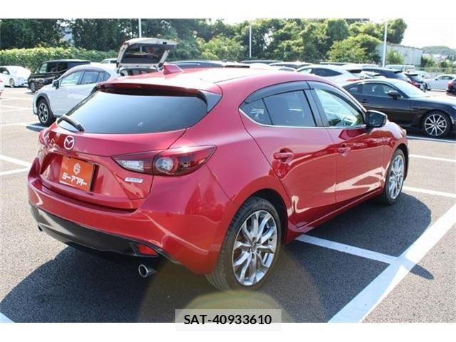 Mazda AXELA SPORT 2014-08 8562544-12