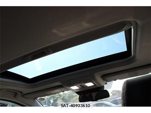 Mazda AXELA SPORT 2014-08 8562544-1