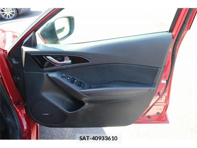 Mazda AXELA SPORT 2014-08 8562544-27
