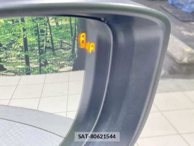 Mazda AXELA SPORT 2015-04 8627573-5