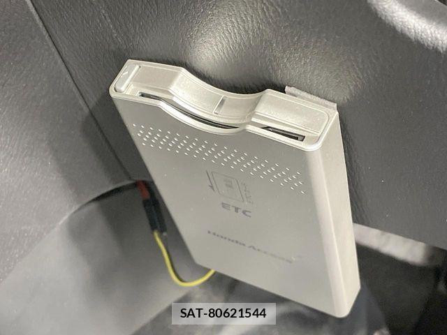 Mazda AXELA SPORT 2015-04 8627573-7