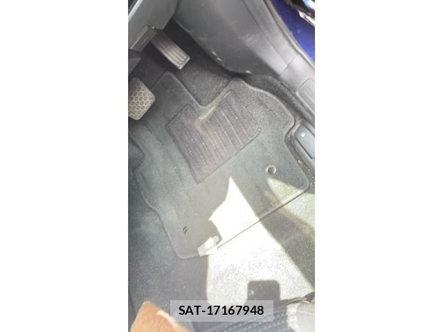 Mazda AXELA SPORT 2011-12 8627576-21