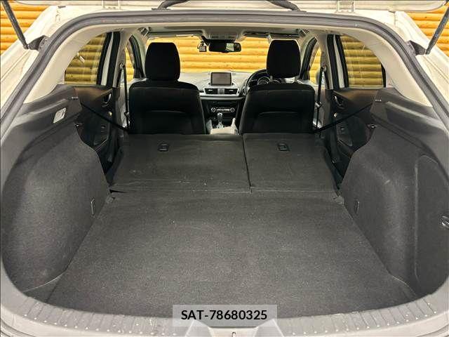 Mazda AXELA SPORT 2014-02 8627572-12