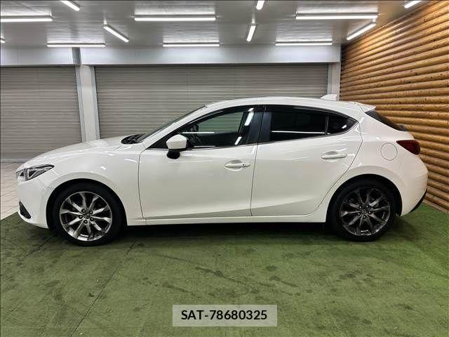 Mazda AXELA SPORT 2014-02 8627572-16