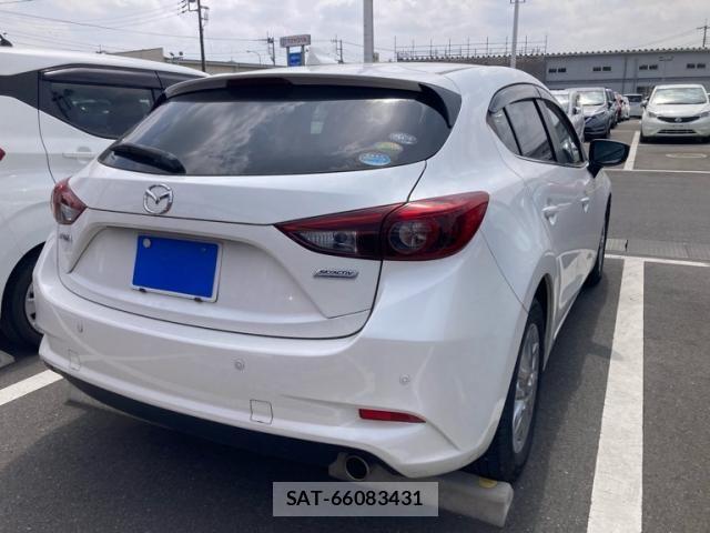 Mazda AXELA SPORT 2018-02 8660069-2