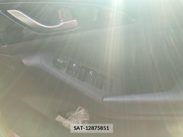 Mazda AXELA SPORT 2016-01 8660067-11