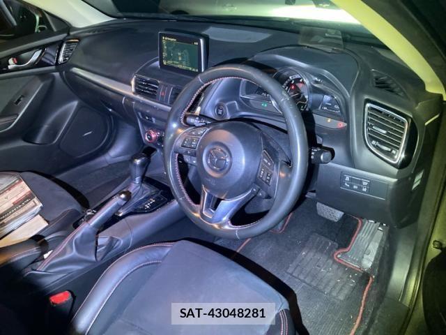 Mazda AXELA SPORT 2015-08 8666451-12