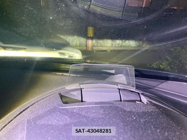 Mazda AXELA SPORT 2015-08 8666451-24