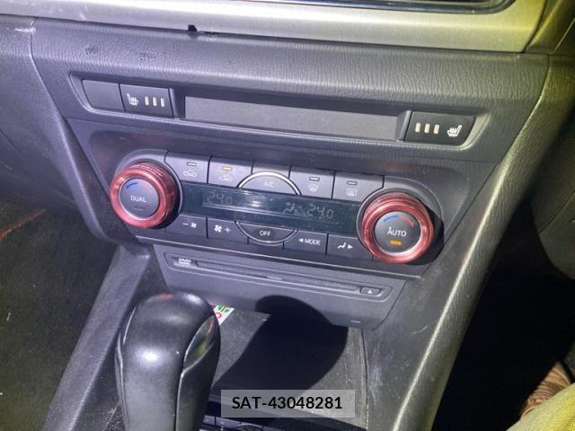 Mazda AXELA SPORT 2015-08 8666451-27
