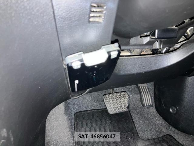 Mazda AXELA SPORT 2011-02 8666450-11