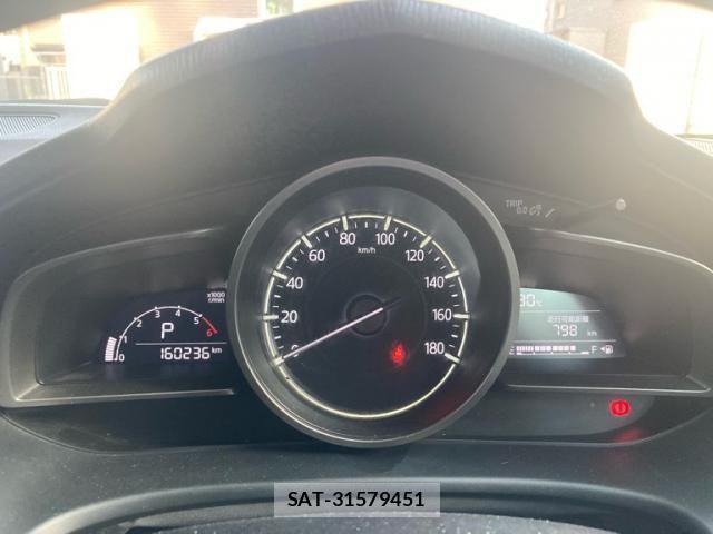 Mazda AXELA SPORT 2017-04 8666448-17