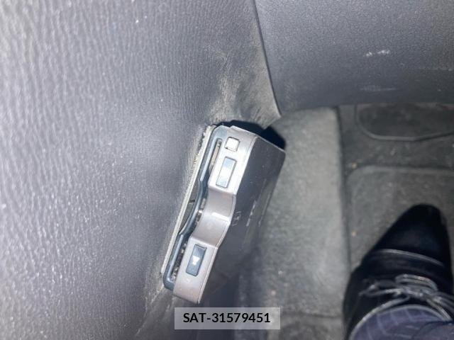 Mazda AXELA SPORT 2017-04 8666448-18