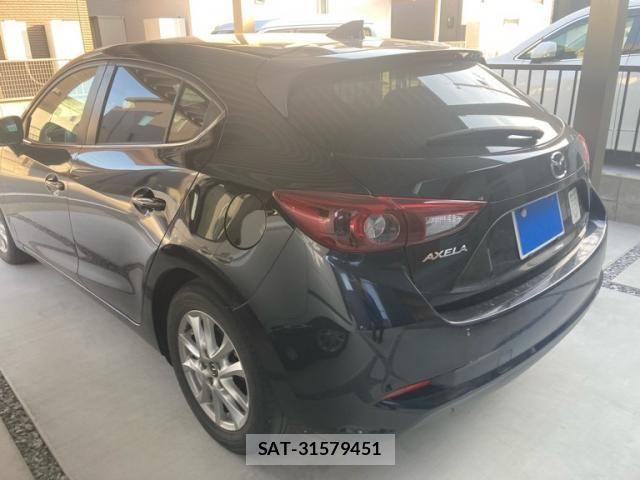 Mazda AXELA SPORT 2017-04 8666448-3