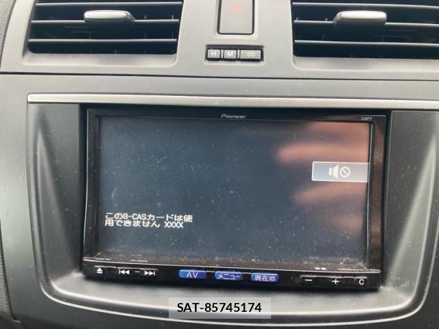Mazda AXELA SPORT 2011-09 8660075-17