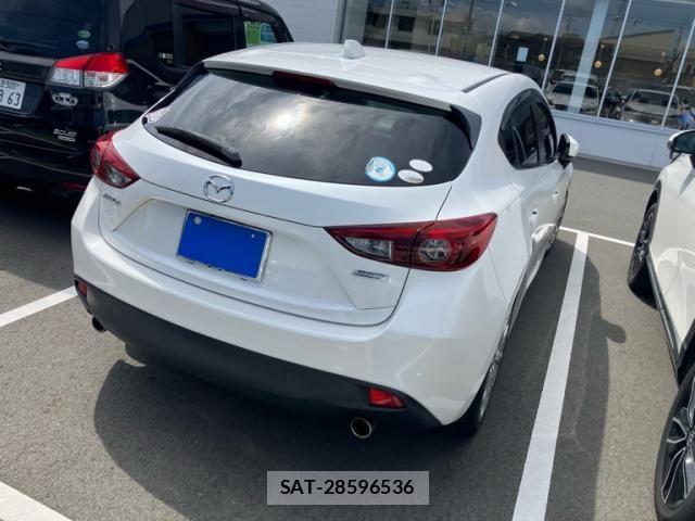 Mazda AXELA SPORT 2014-08 8666453-1