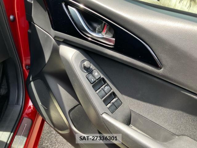 Mazda AXELA SPORT 2015-09 8660071-15