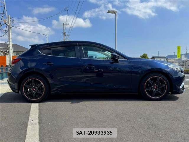 Mazda AXELA SPORT 2015-03 8666447-11