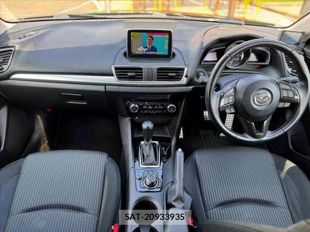 Mazda AXELA SPORT 2015-03 8666447-1