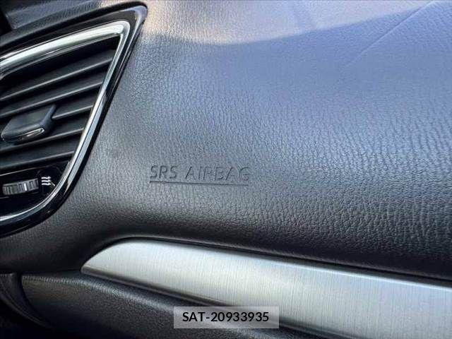 Mazda AXELA SPORT 2015-03 8666447-26