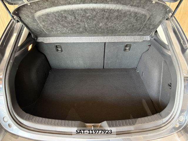 Mazda AXELA SPORT 2015-12 8685900-10