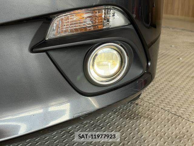 Mazda AXELA SPORT 2015-12 8685900-13