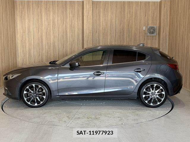 Mazda AXELA SPORT 2015-12 8685900-21