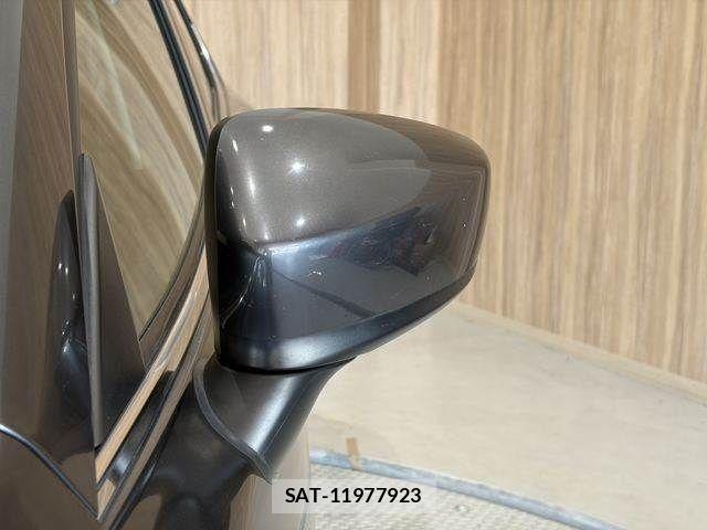 Mazda AXELA SPORT 2015-12 8685900-26