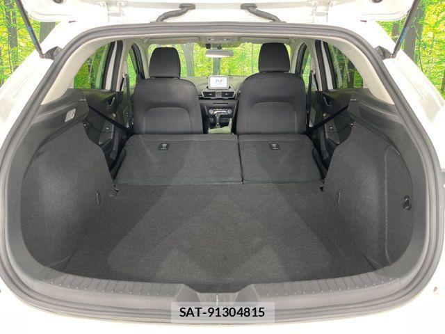 Mazda AXELA SPORT 2014-04 8743628-10