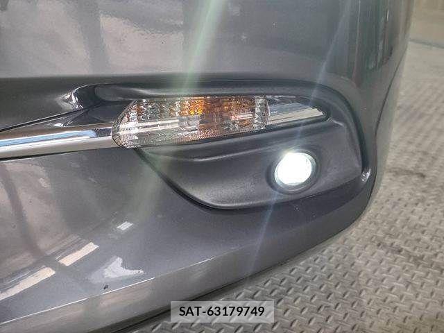 Mazda AXELA SPORT 2017-09 8743629-13
