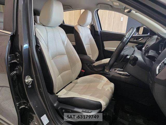 Mazda AXELA SPORT 2017-09 8743629-8