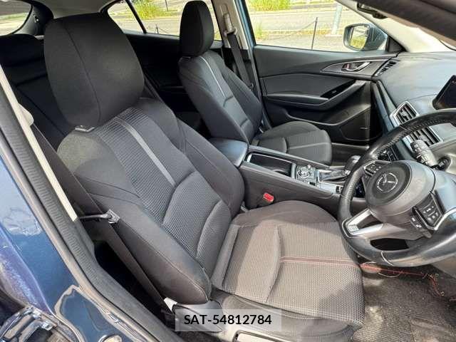 Mazda AXELA SPORT 2017-09 8743632-10