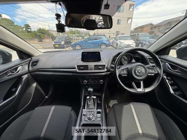 Mazda AXELA SPORT 2017-09 8743632-3
