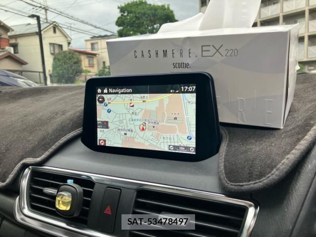 Mazda AXELA SPORT 2017-09 8743631-12