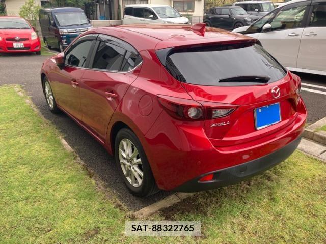 Mazda AXELA SPORT 2014-02 8743640-5
