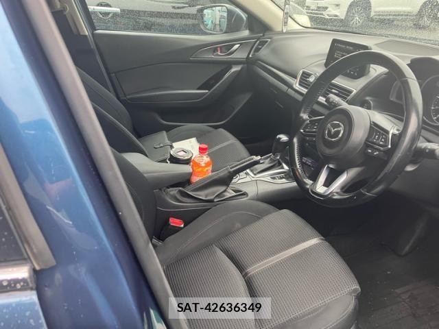 Mazda AXELA SPORT 2017-09 8743639-11
