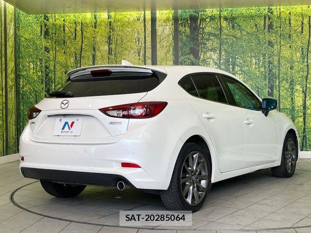 Mazda AXELA SPORT 2016-09 8796560-16